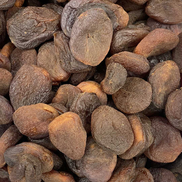 Organic dried apricots available from our Northamptonshire based refill shop